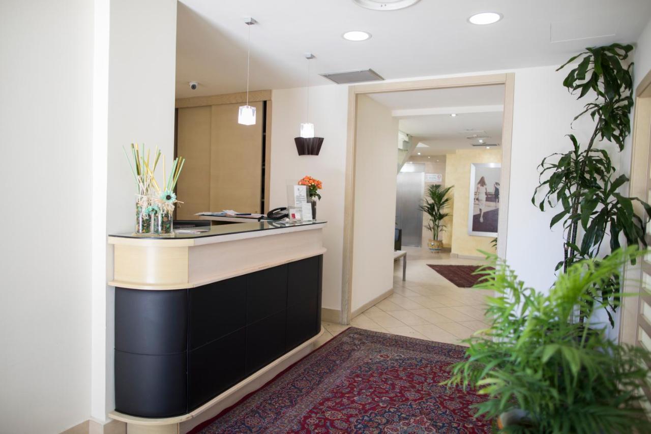 Hotel Villa Cibele CTA Exteriör bild