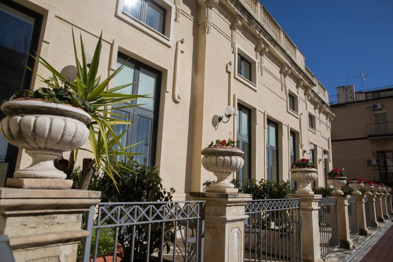 Hotel Villa Cibele CTA Exteriör bild