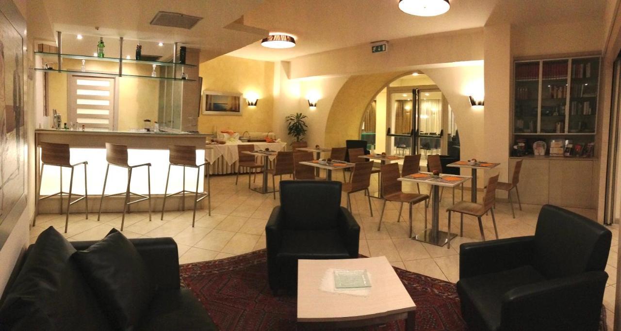 Hotel Villa Cibele CTA Exteriör bild